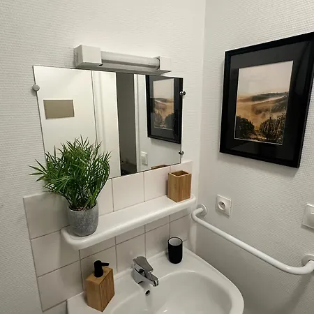 Cocon A Cote De La Apartment *
